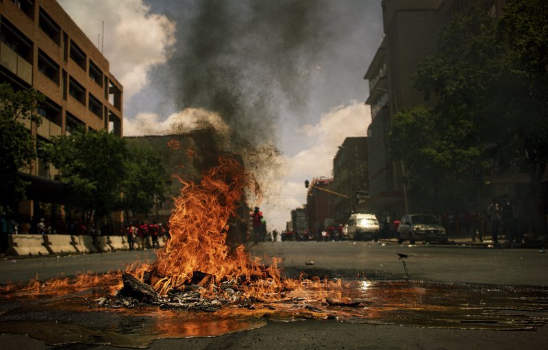 During 2016 South Africa experienced many protests. Most of them were around tertiary education fees. In November 2016, the Economic Freedom Fighters (EFF) party of South Africa took to the streets of Pretoria.It was mostly calm as the EFF had several marshals walking with the various clusters. Despite the massive police presence, there were a handful of vandals and pyromaniacs around. I also got pelted with a few stones in the process.