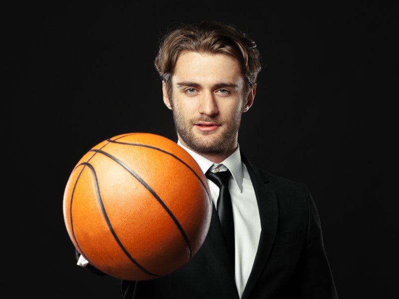 Recruiting a Sales Team and Sports